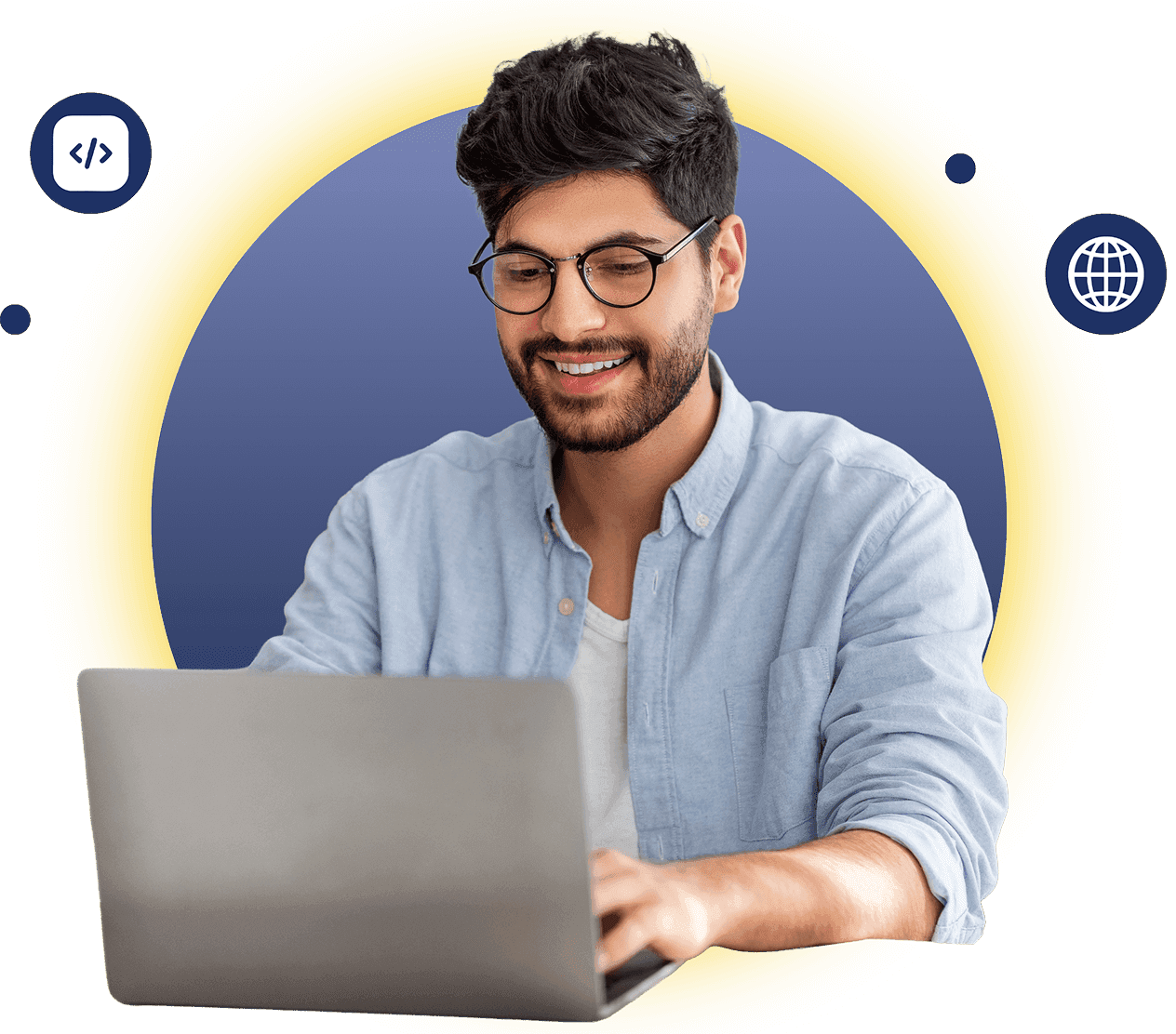 Persona trabajando en su computador