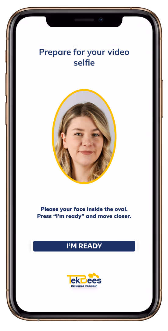 Unicus app asking the user to place their face inside the oval before starting the video selfie